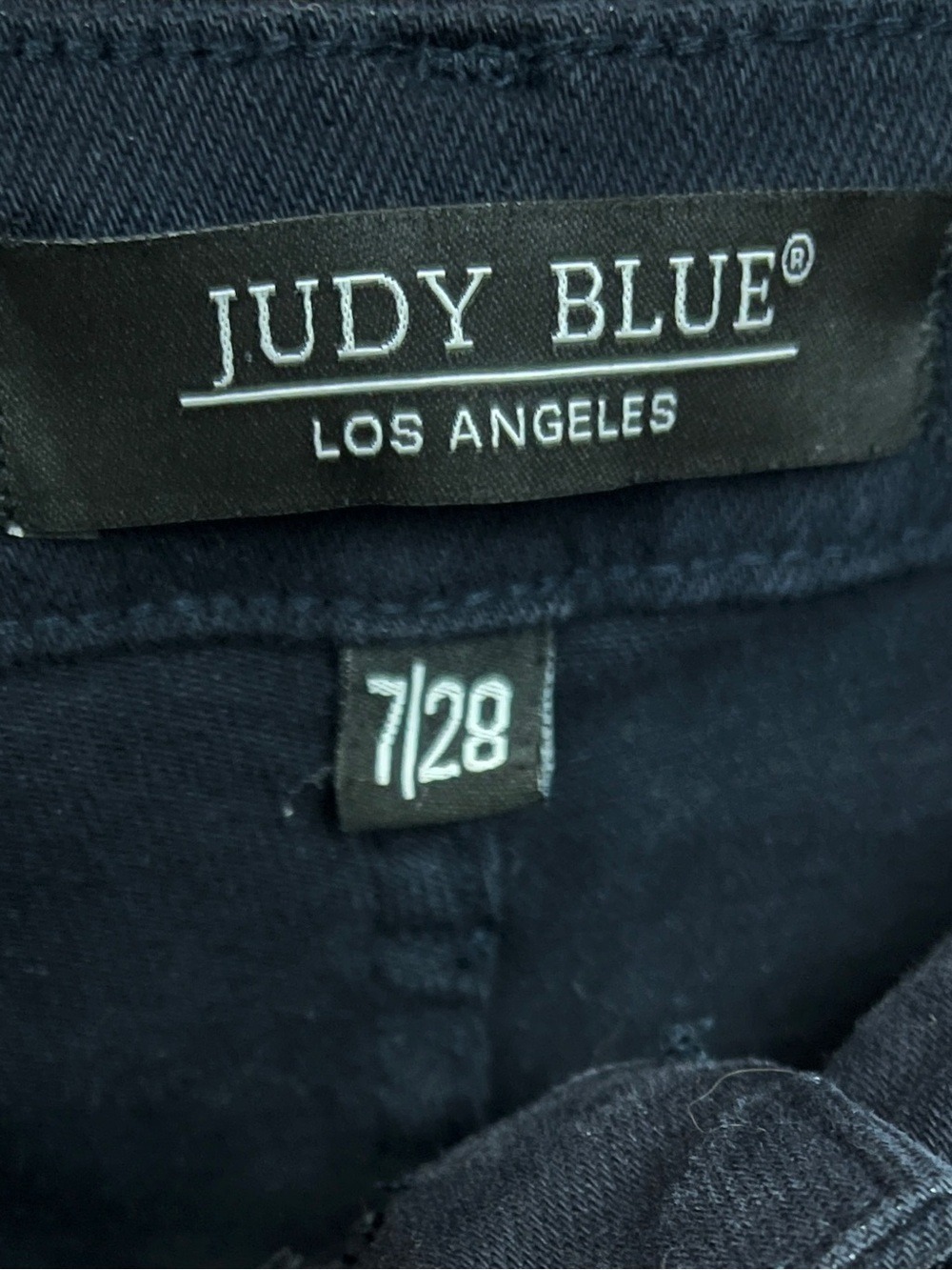 Judy Blue Garmet Dyed Wide Leg Cropped Black Denim Jeans size 28 - Picture 4 of 5